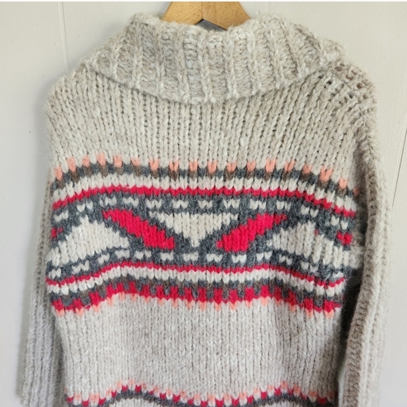 Free People Cozy Caravelli Sweater Alpaca Turtleneck — perfect for Fall! - Picture 7 of 10